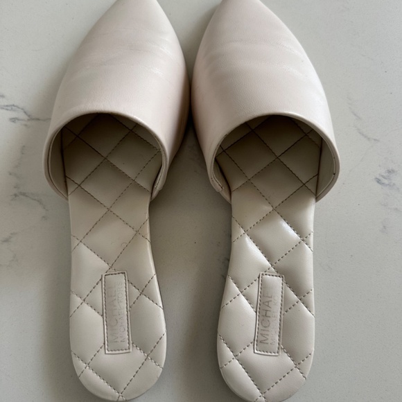 Michael Kors slides - Picture 2 of 8